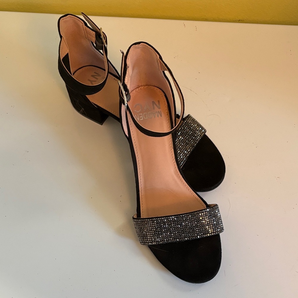 Madden NYC Black Suede and Textile Sparkly Block Heeled Sandal size 4